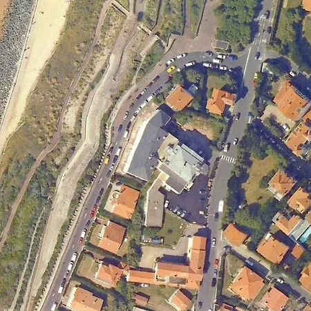 200 Metres -cote Des Basques-, Διαμέρισμα