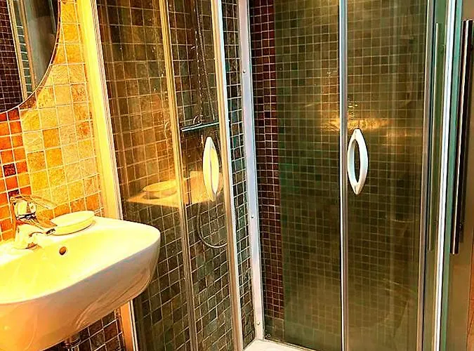 Apartman 200 Metres -cote Des Basques-, *